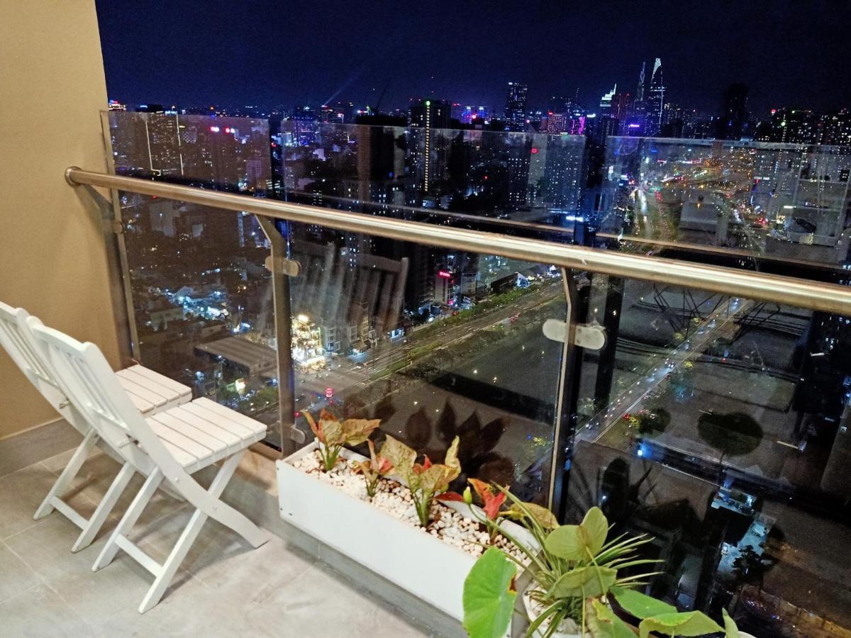 Yourhomes 胡志明市 外观 照片