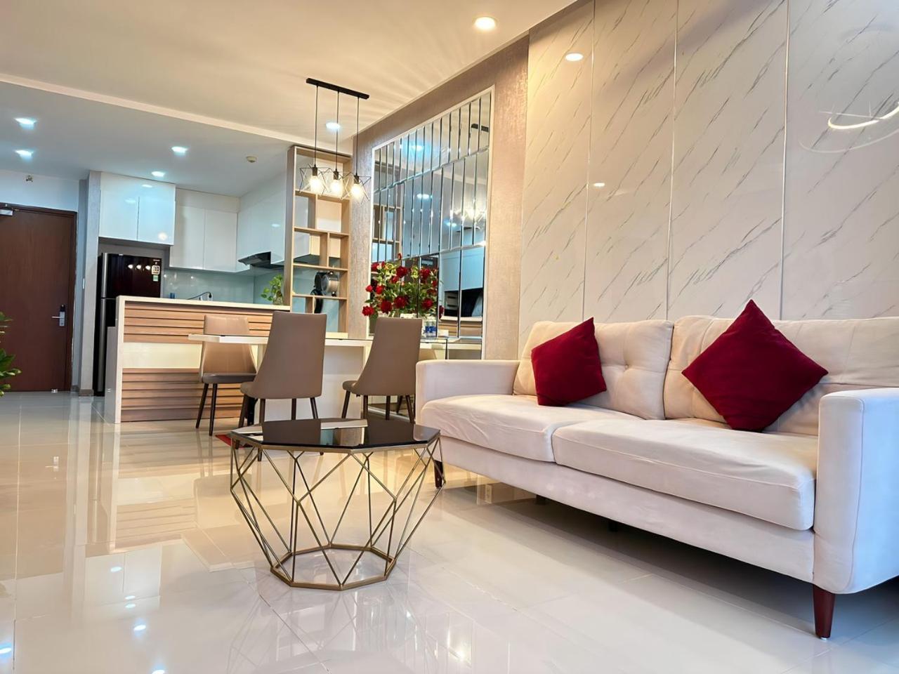 Yourhomes 胡志明市 外观 照片