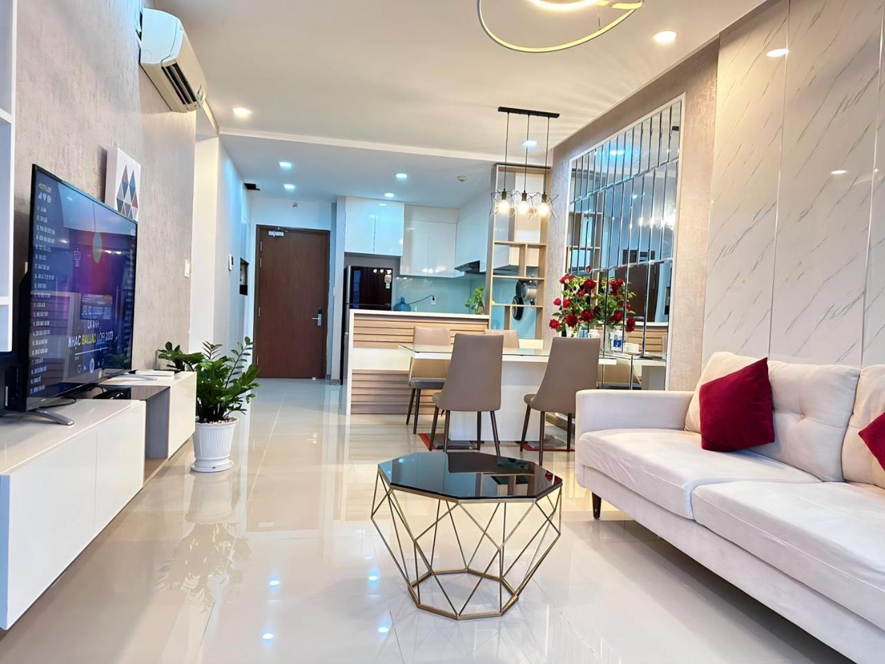Yourhomes 胡志明市 外观 照片